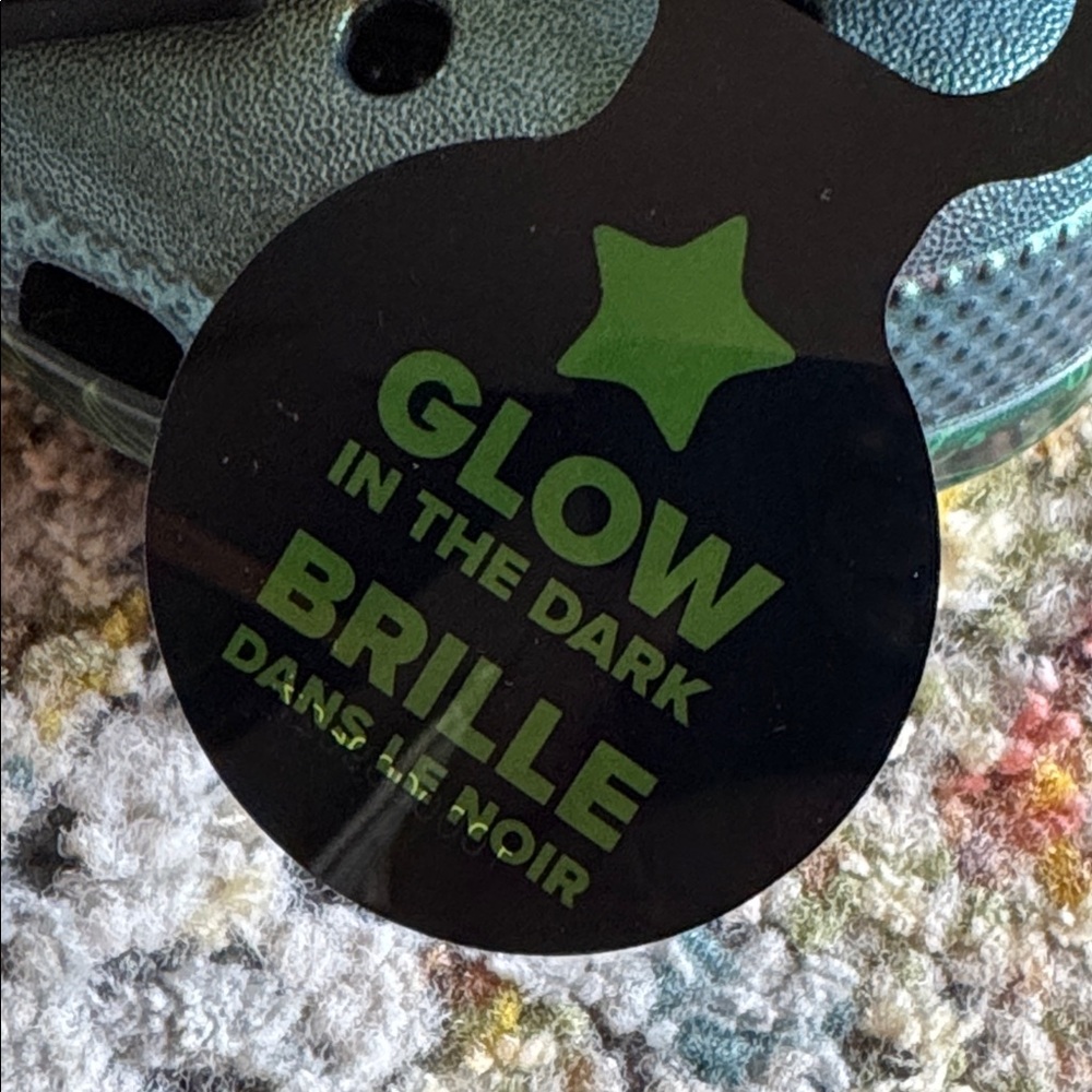 CROCS WICKED Classic Clogs with green metallic upper and themed Jibbitz charms. - Picture 8 of 8